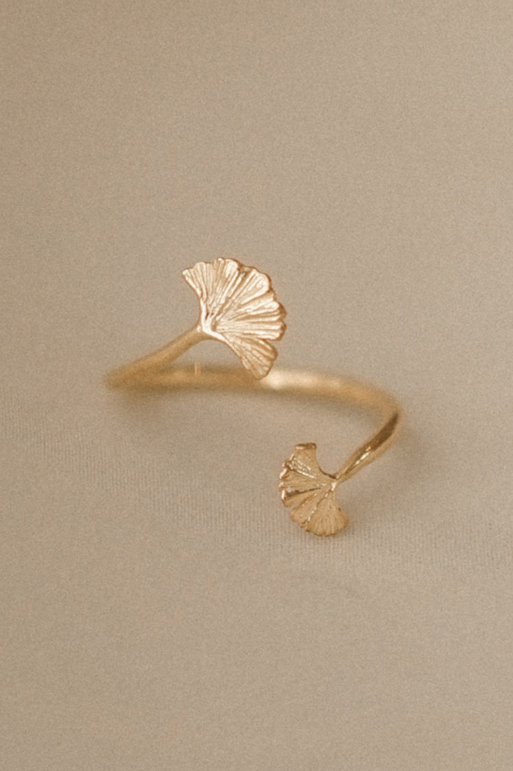 Ginkgo Ring Gold