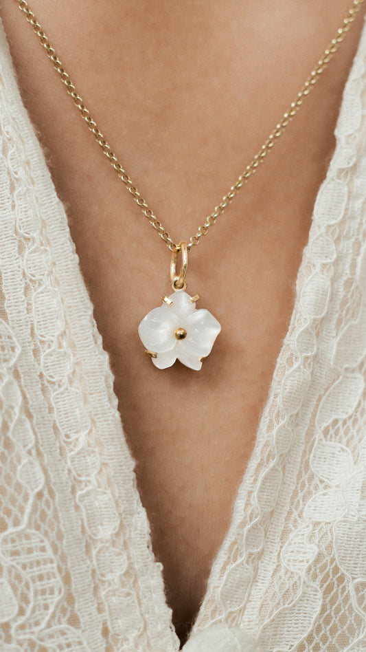 Phaluna Charm with Mother of Pearl