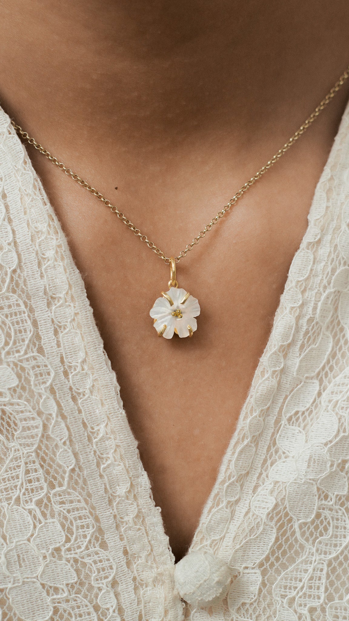Hibiscus Charm with Mother of Pearl