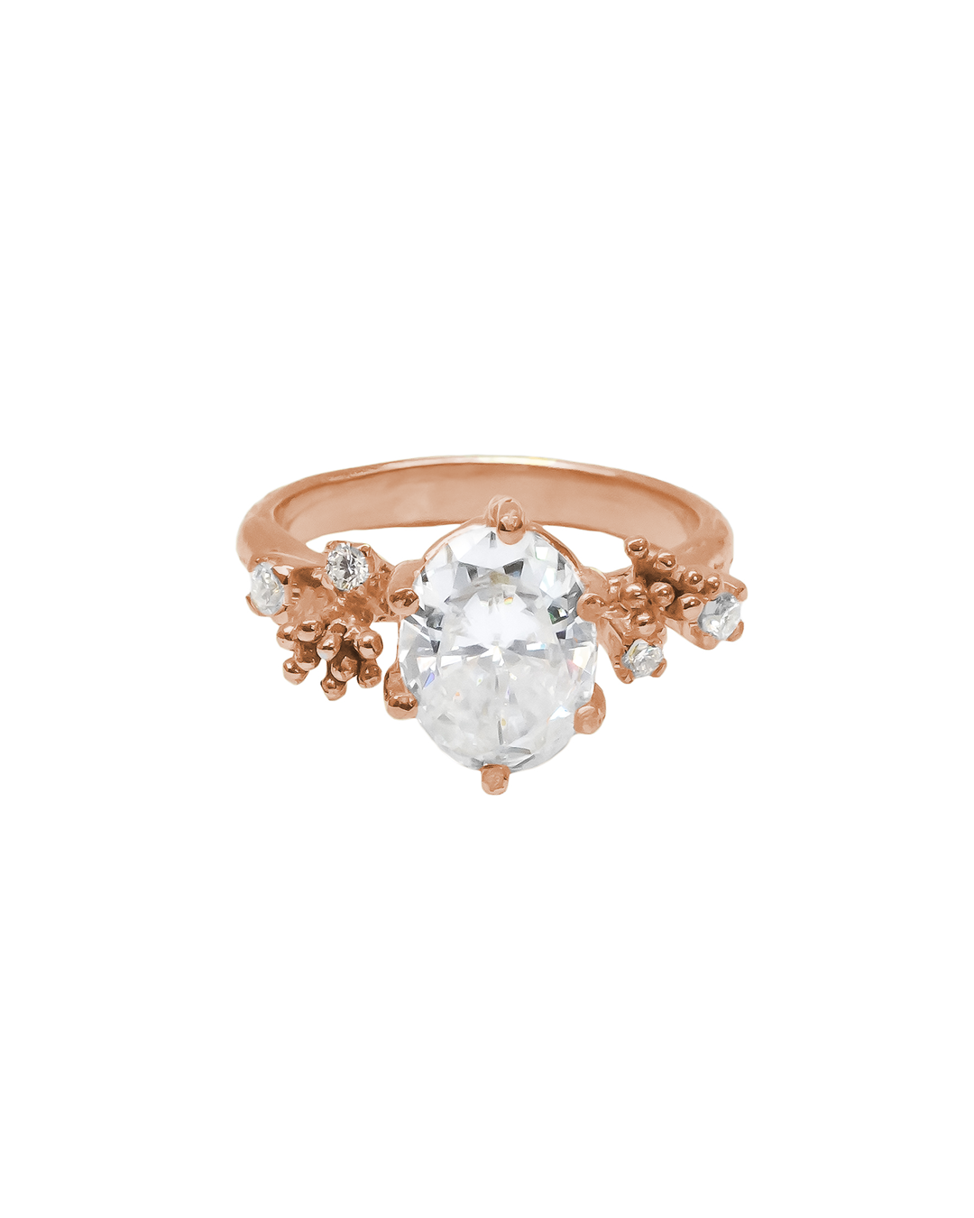 Benih Ring with Oval Stone in 18K Gold
