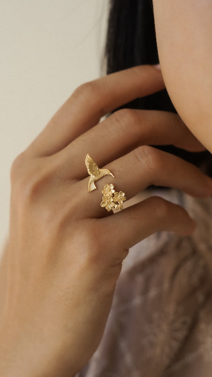 Hummingbird Ring