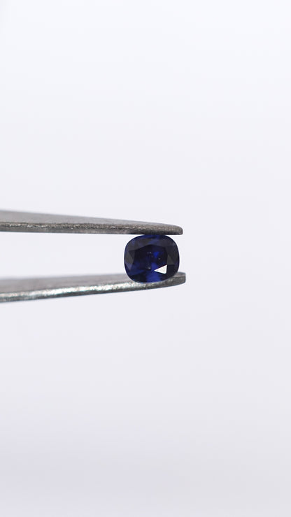 Unheated Natural Blue Sapphire - 1.02 carat