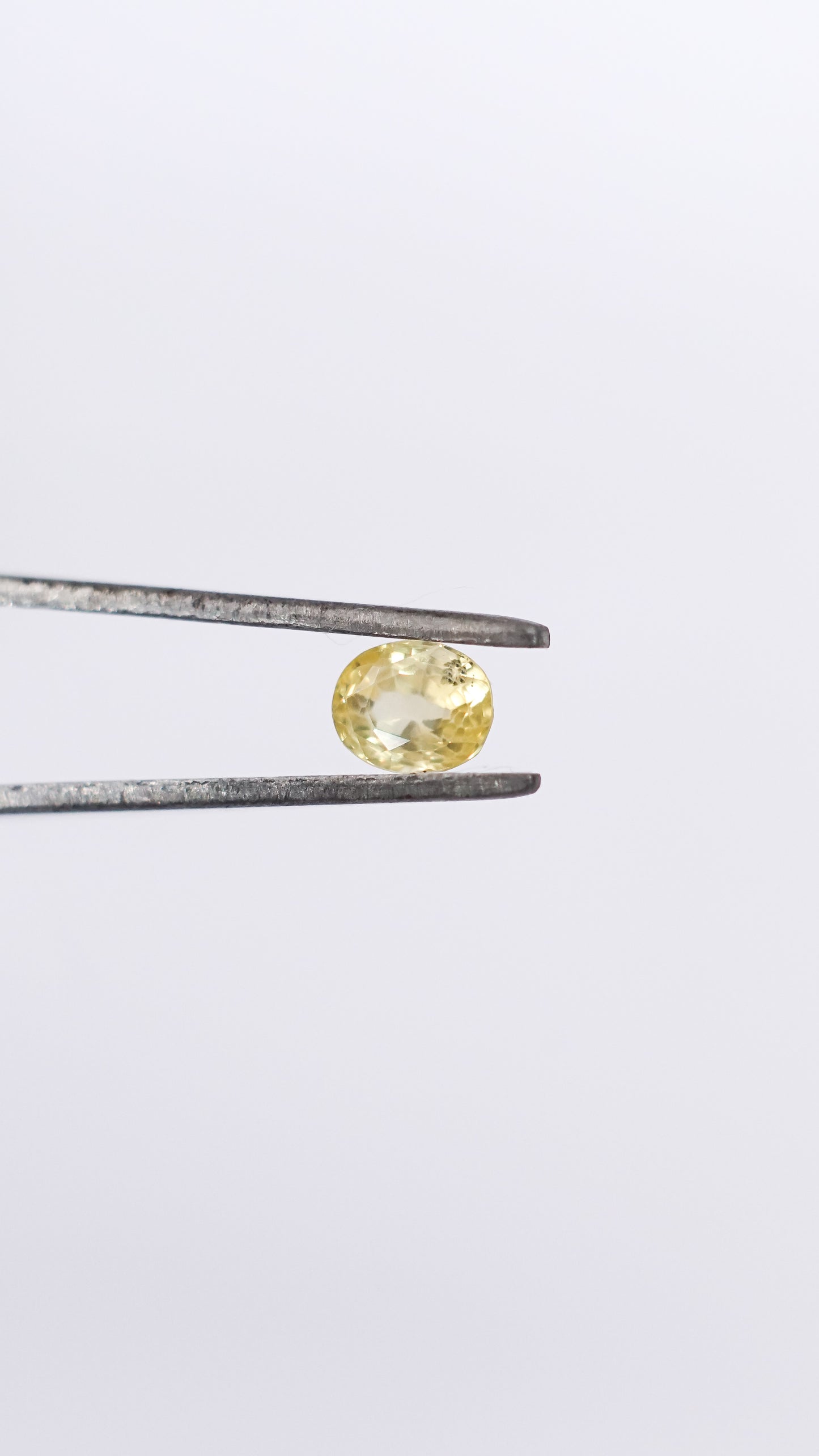 Unheated Natural Yellow Sapphire - 0.92 carat