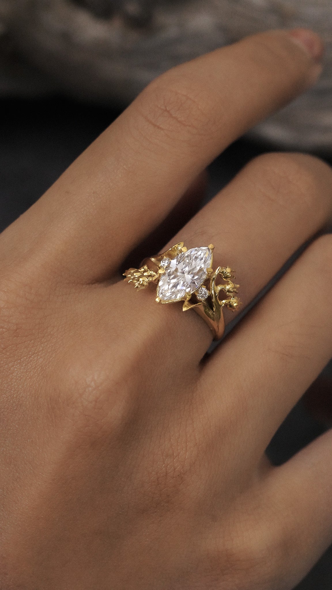 Laras - Lily of the Valley Ring with Marquise Stone in 18K Gold