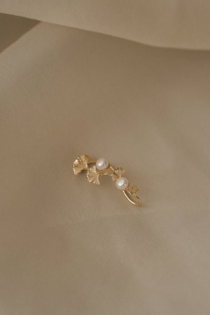 Ginkgo Earpin Gold