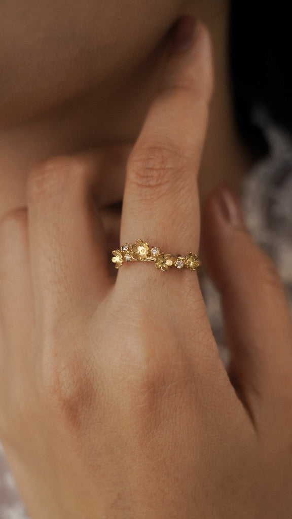 Kembang Eternal Bloom Ring 18k Gold