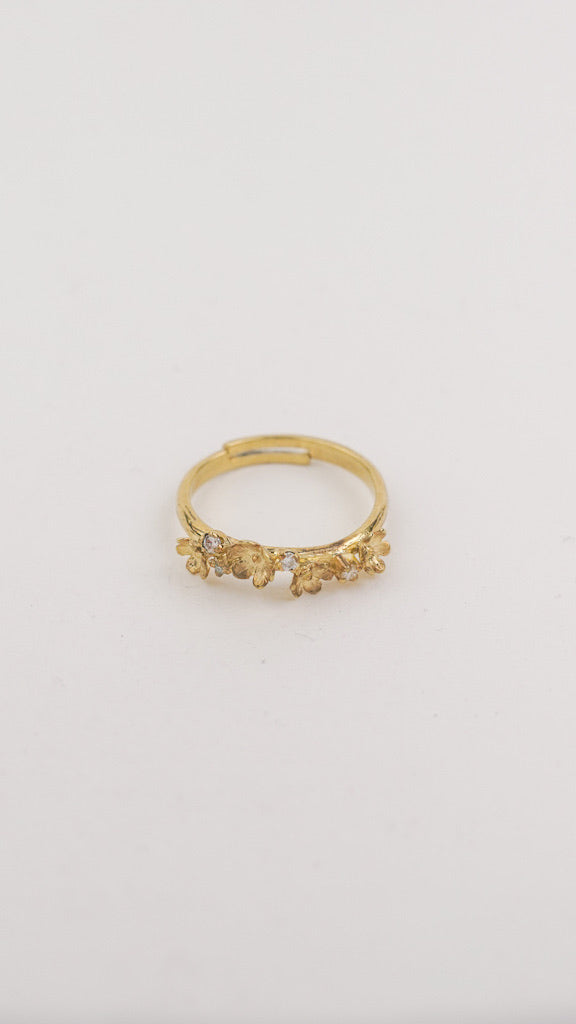 Kembang Eternal Bloom Ring 18k Gold