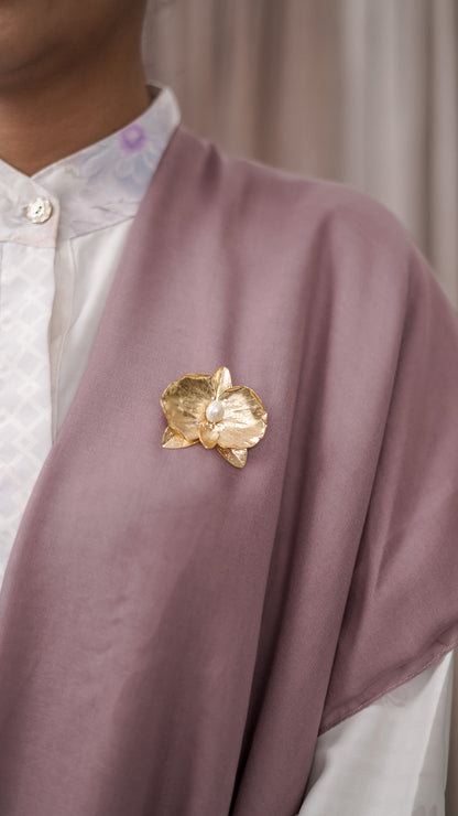 Moon Orchid Brooch in Silver